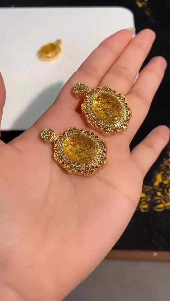 未镶嵌手链水晶1号金珀大黑天吊坠
