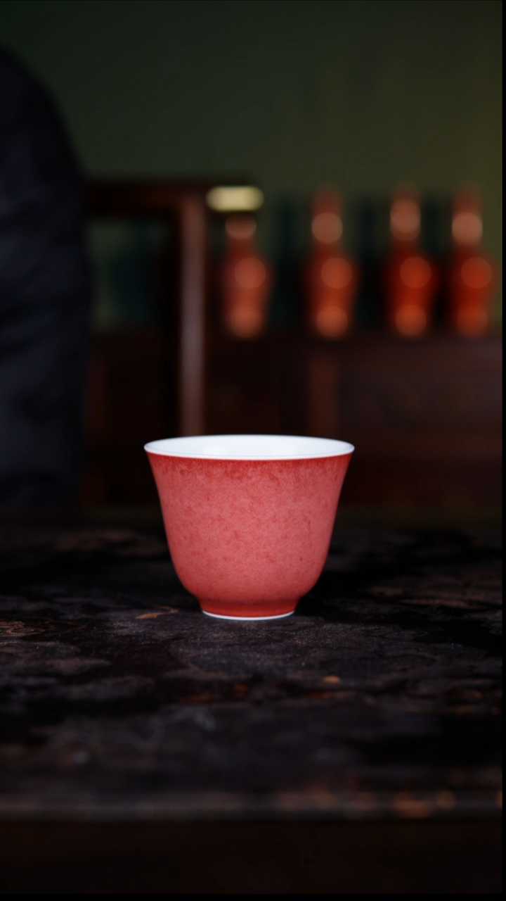 杯子白泥灰*色高温铜红釉豇豆红