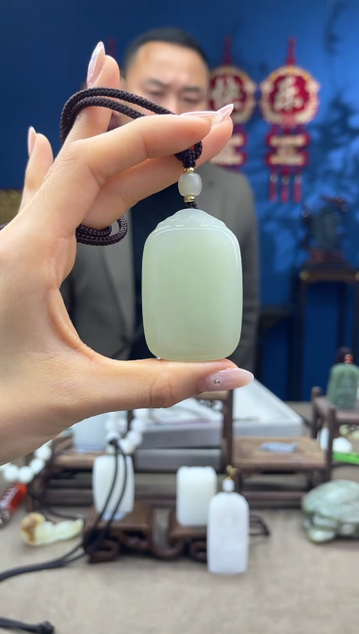 【闪购商品】和田玉颈饰未镶嵌1