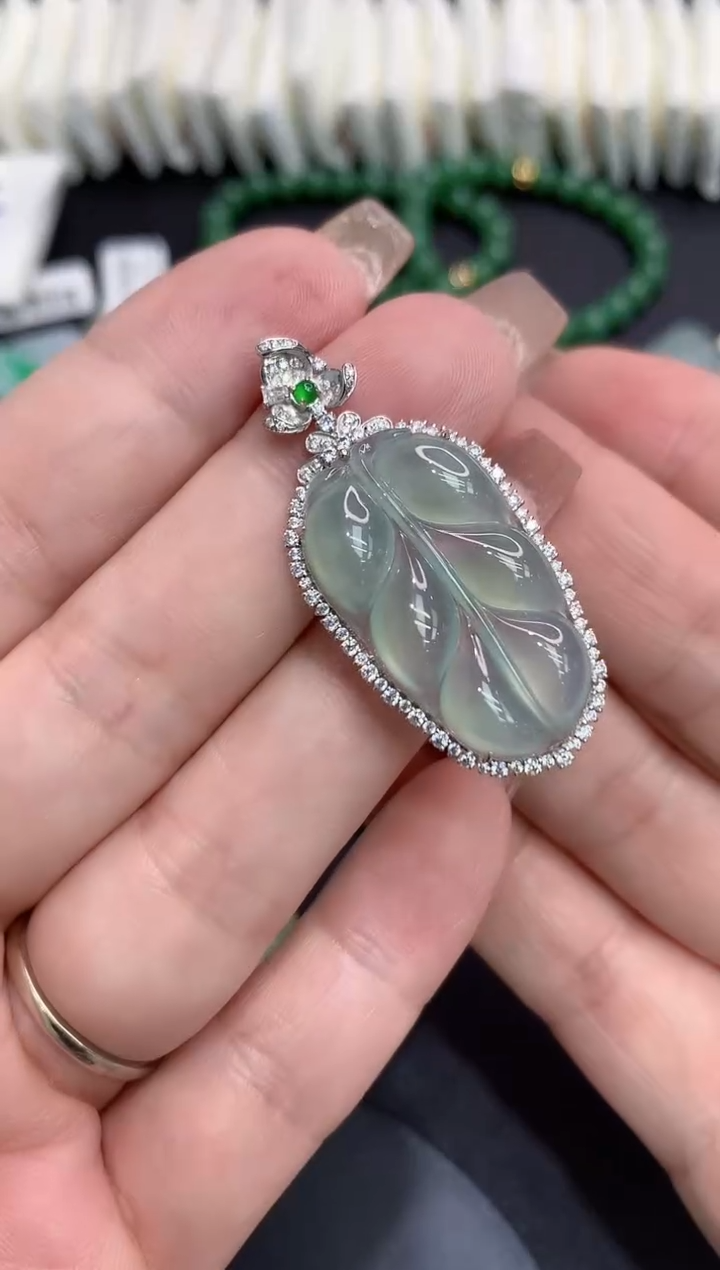 吊坠(不含链)18K金镶嵌翡翠11