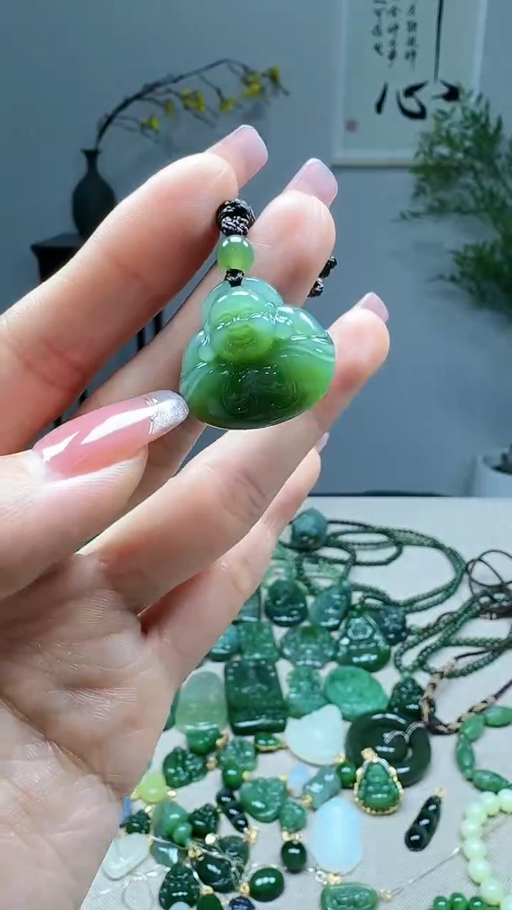 未镶嵌和田玉挂件1