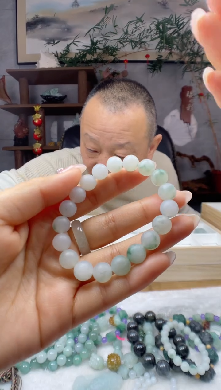 【闪购商品】定制翡翠未镶嵌珠串