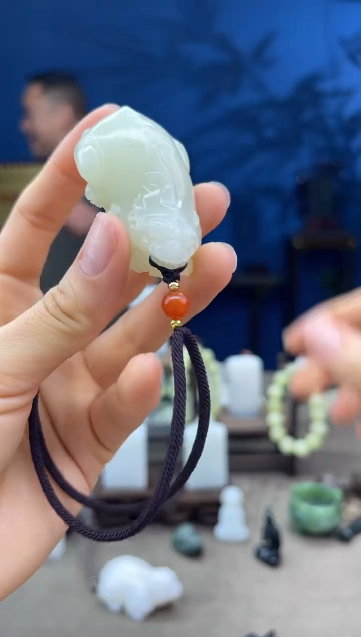 【闪购商品】和田玉颈饰未镶嵌1