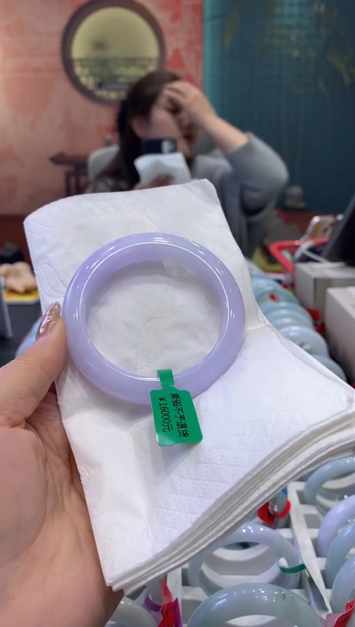 【闪购商品】翡翠手镯未镶嵌多人0011047