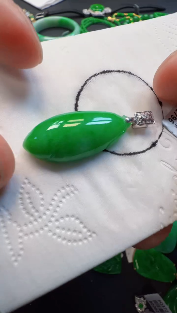 【闪购商品】定制翡翠18K金镶嵌3600元