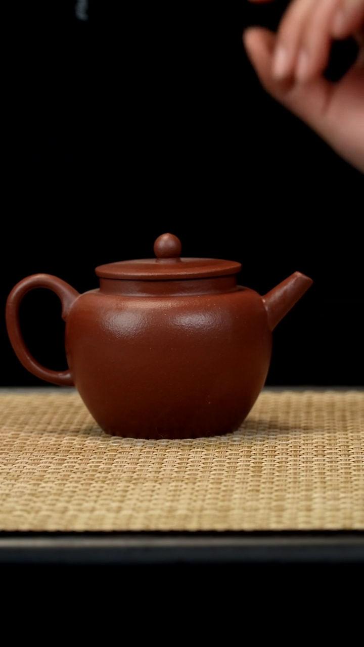 【闪购商品】紫砂茶壶底槽清平盖宫灯150c