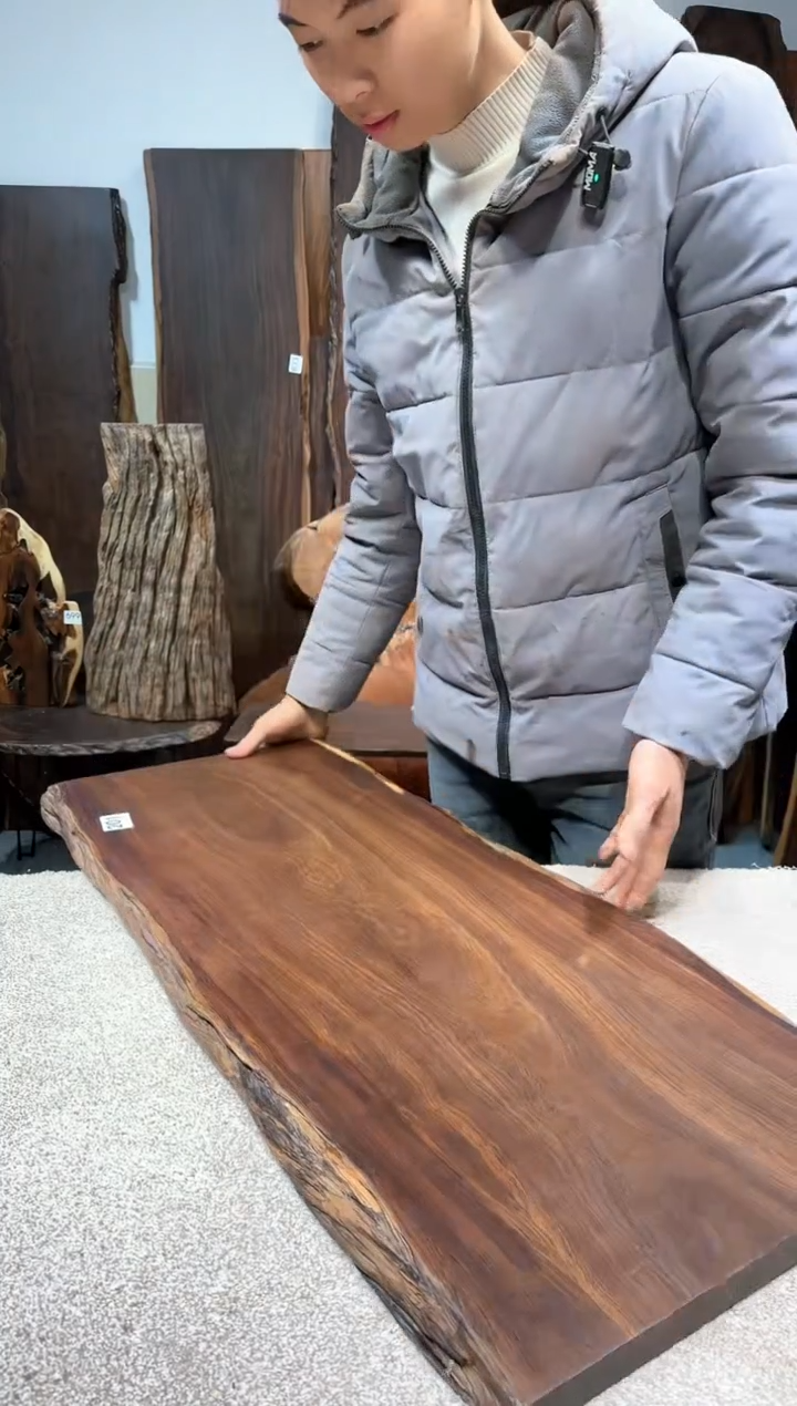 【闪购商品】风车木（黑檀木）尺寸89*40*2.5编号201