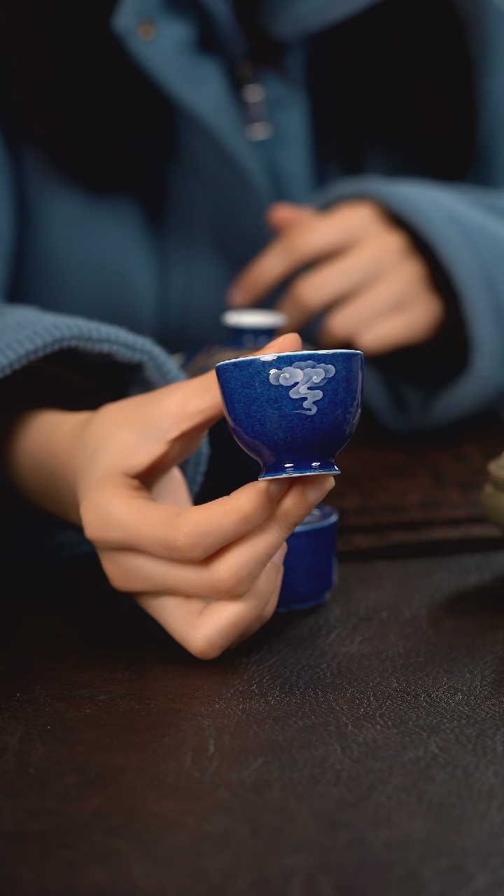 【闪购商品】杯初蓝舍洒蓝祥云一口杯