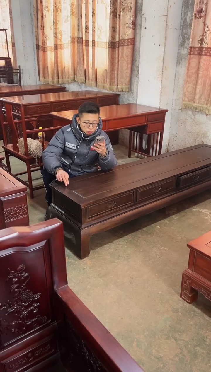 【闪购商品】黑酸枝木类成套家具电视柜