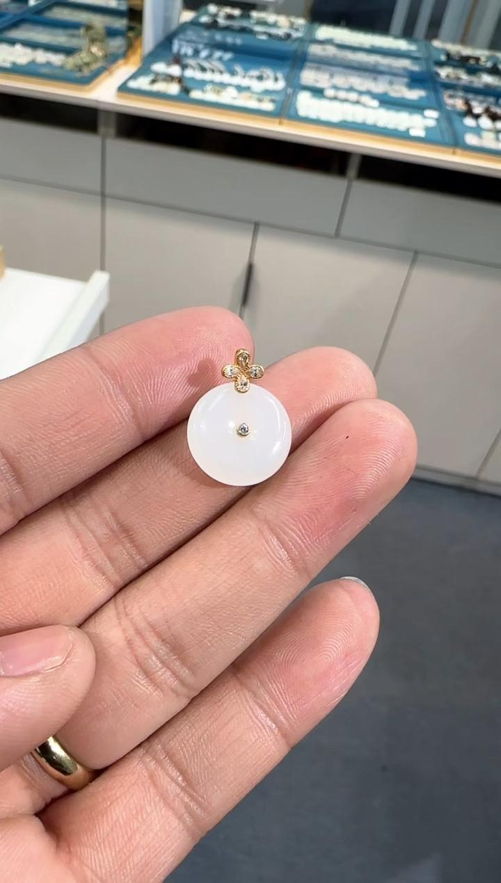 【闪购商品】和田玉【海226】3918K金镶嵌6001