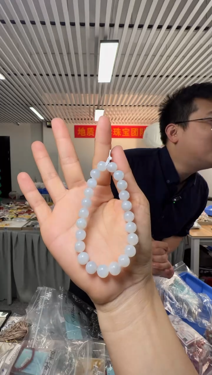 【闪购商品】和田玉手串未镶嵌约8mm和田玉青花圆珠单圈