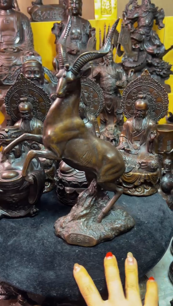 【闪购商品】1案台摆件 物品摆件