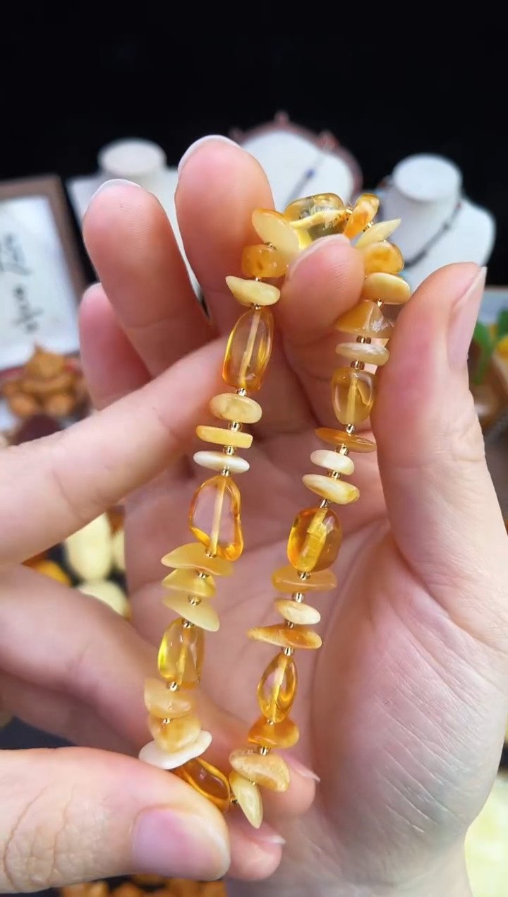 琥珀未镶嵌珠宝奇石柒月