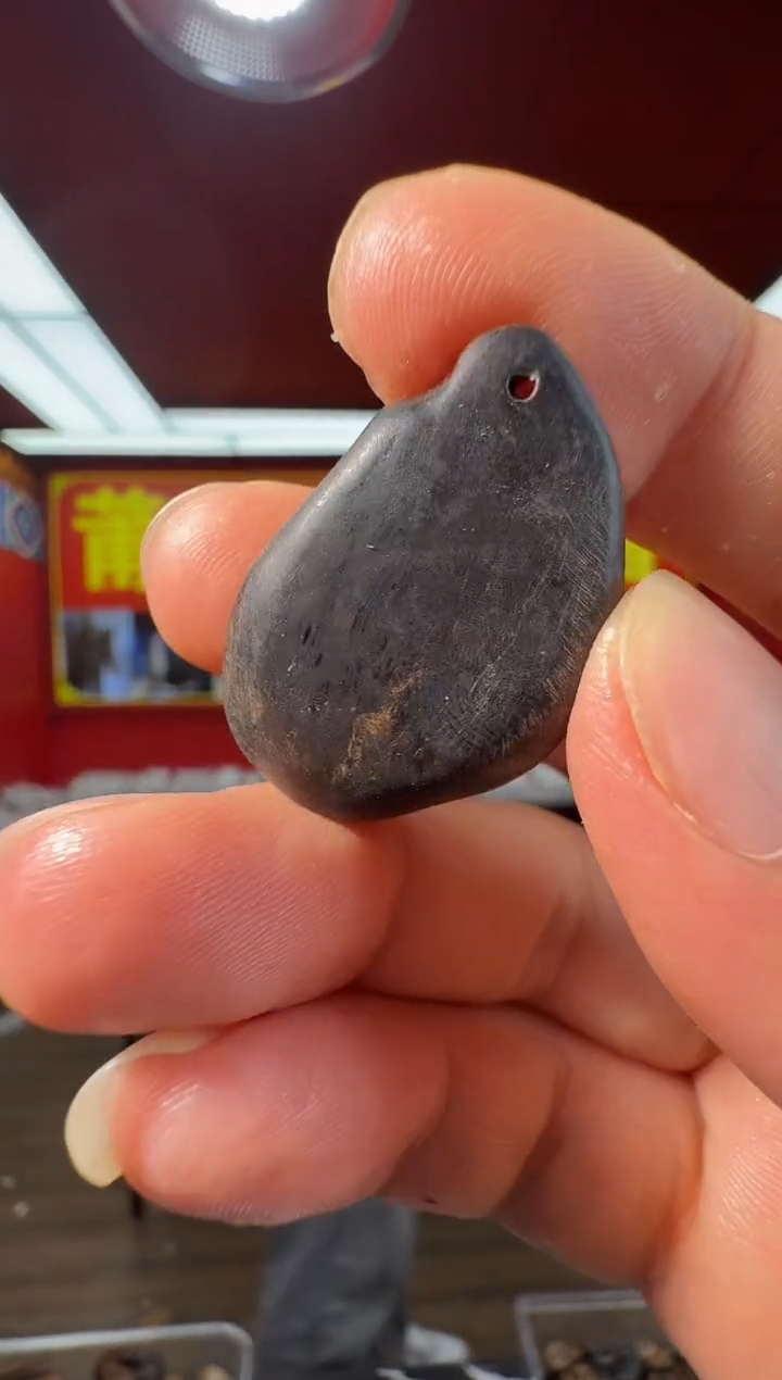 沉香吊坠a11富国岛多样性发一