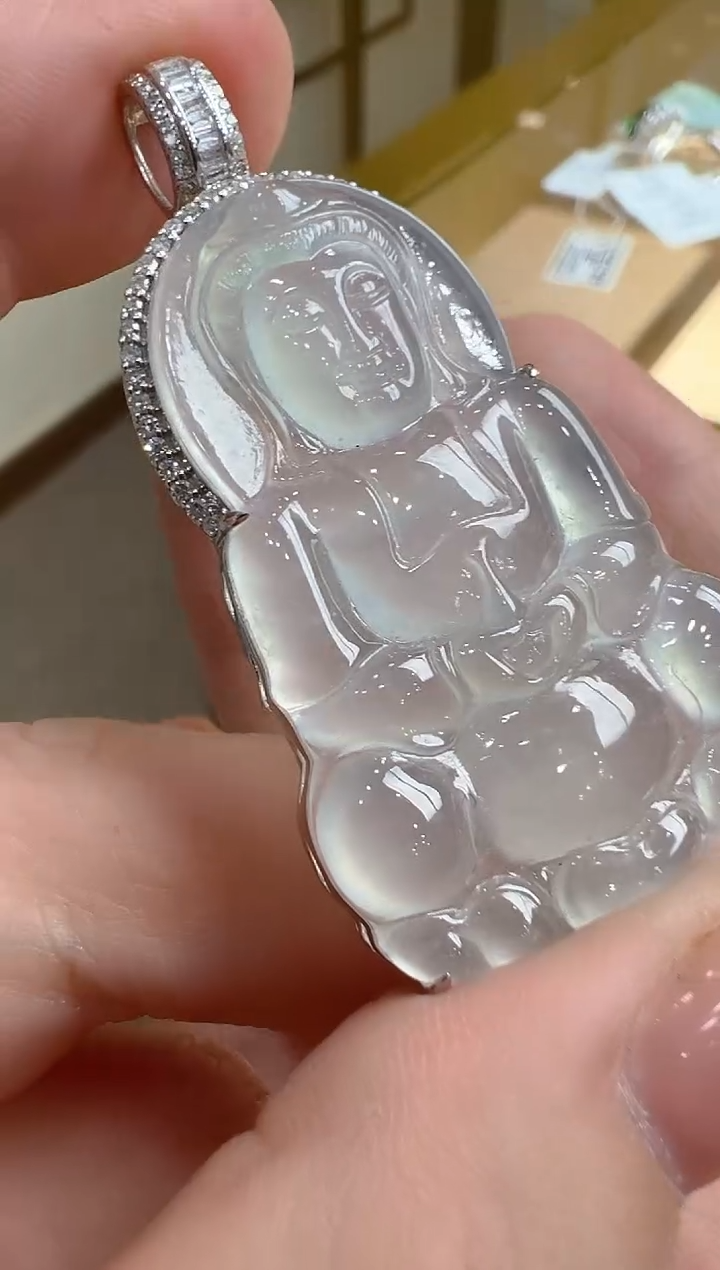 【闪购商品】翡翠吊坠(不含链)18K金镶嵌多样性发货拍一发一