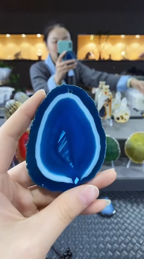 未镶嵌颈饰玛瑙/玉髓莲**心玛瑙