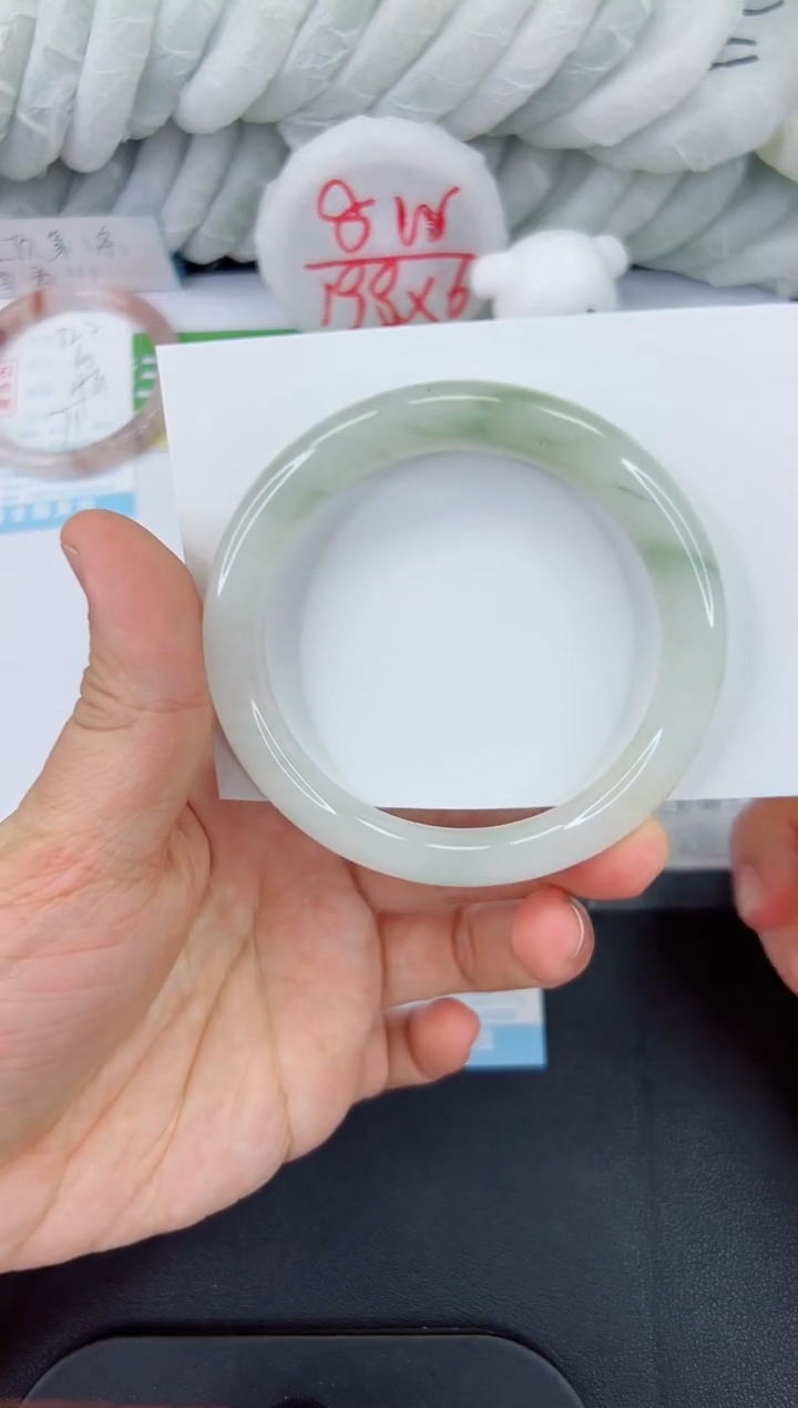 【闪购商品】石英质玉手镯未镶嵌523-56.9