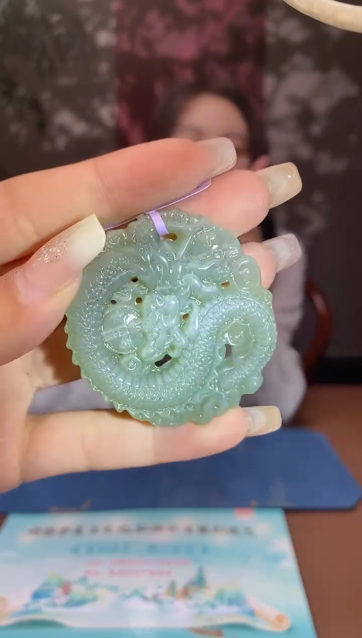 和田玉未镶嵌颈饰c618