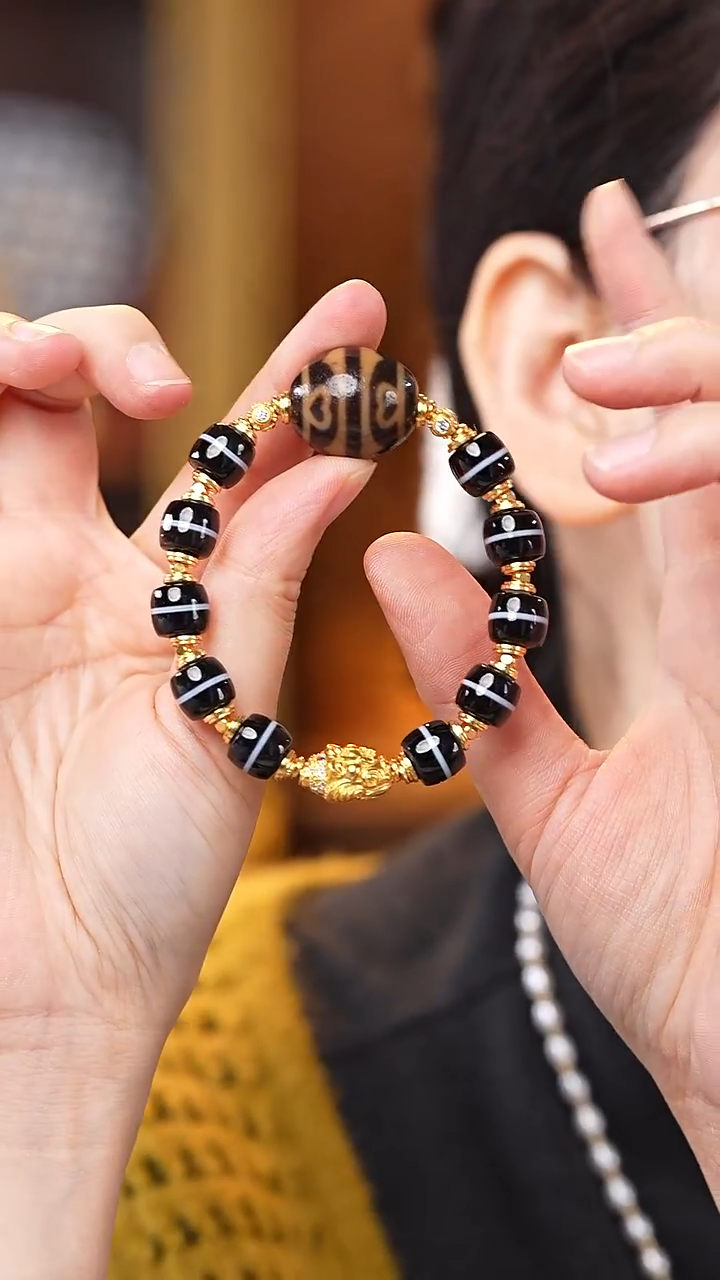 玛瑙/玉髓（覆膜）颈饰未镶嵌手串多样性发其一