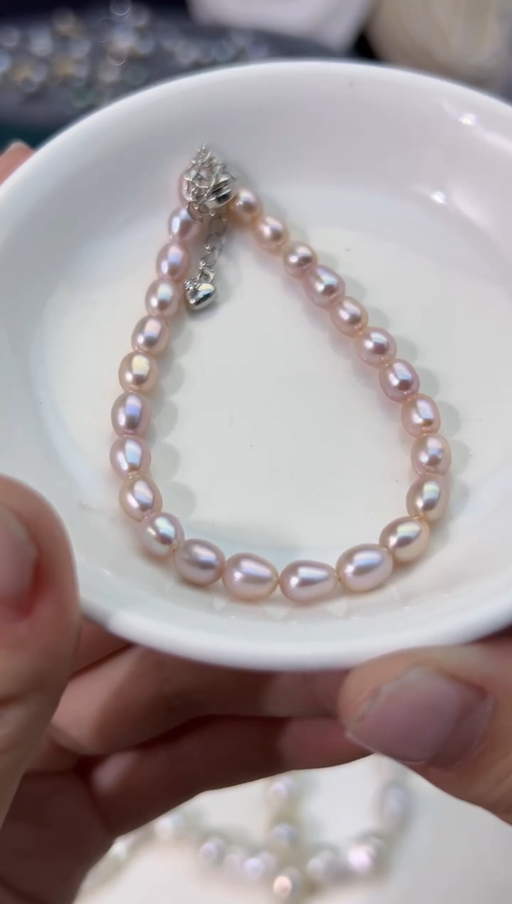 【闪购商品】淡水珍珠13未镶嵌仙女粉*强光珍珠手链