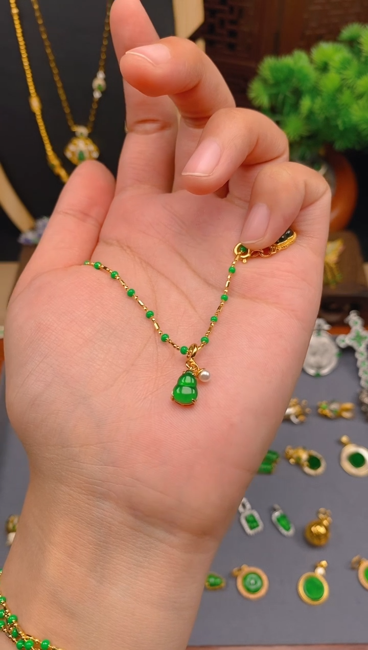 【闪购商品】翡翠吊坠(不含链)银S925镶嵌葫芦万能扣