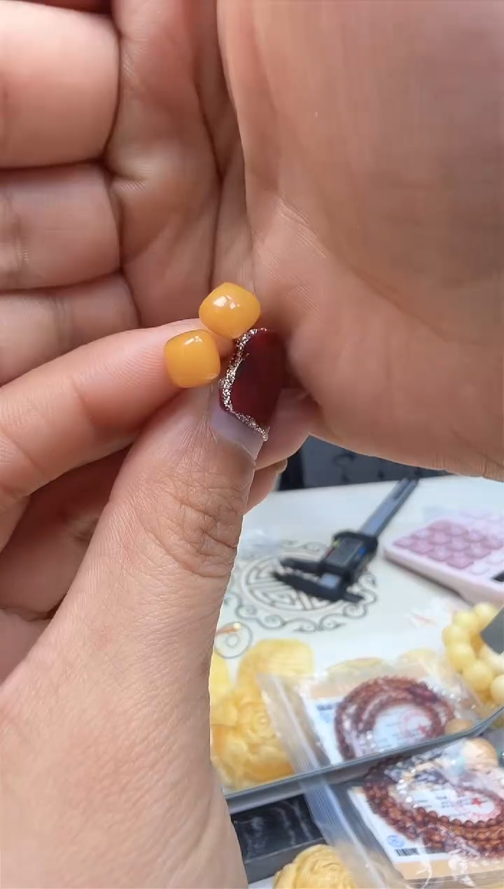 【闪购商品】琥珀裸石银S925镶嵌耳钉   多样性发一