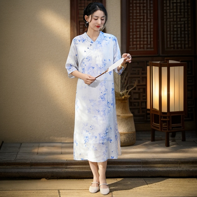 苎麻女装2025夏季新款新中式小V领女复古改良旗袍中国风茶服