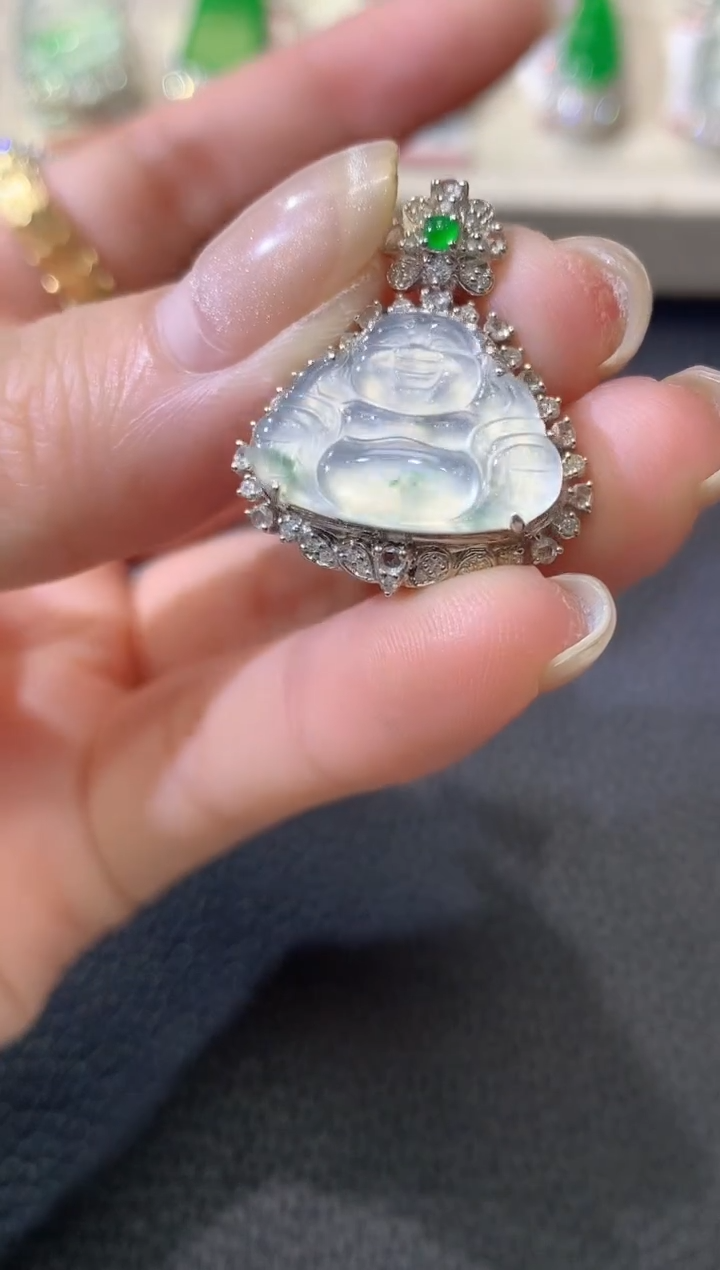 【闪购商品】翡翠吊坠(不含链)18K金镶嵌A67多样性发一件