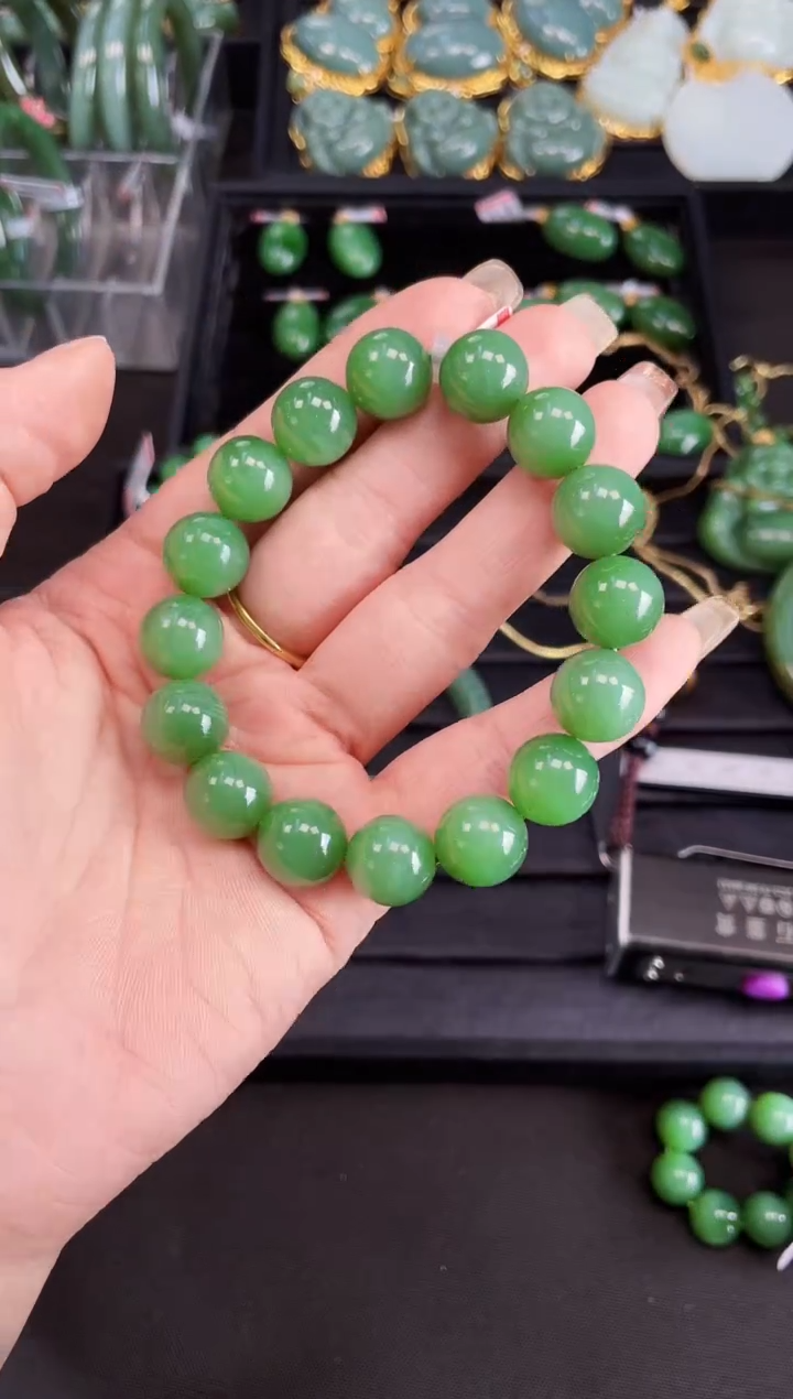 【闪购商品】和田玉手串未镶嵌13MM 多样性发一Z