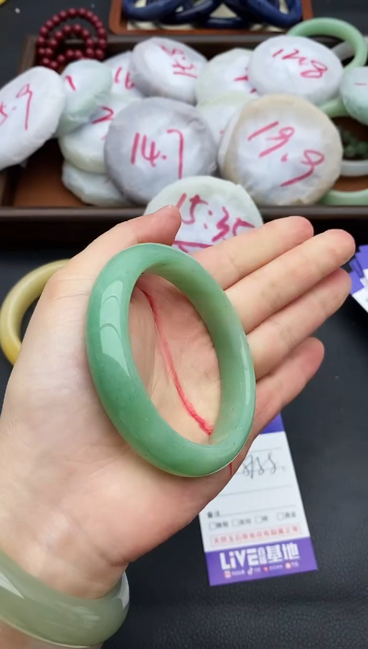 未镶嵌手镯石英质玉50+57/58