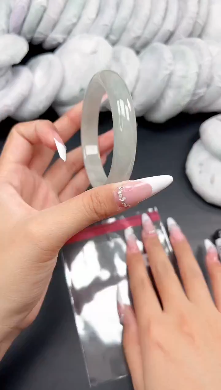 精品手镯，一物一拍T-044