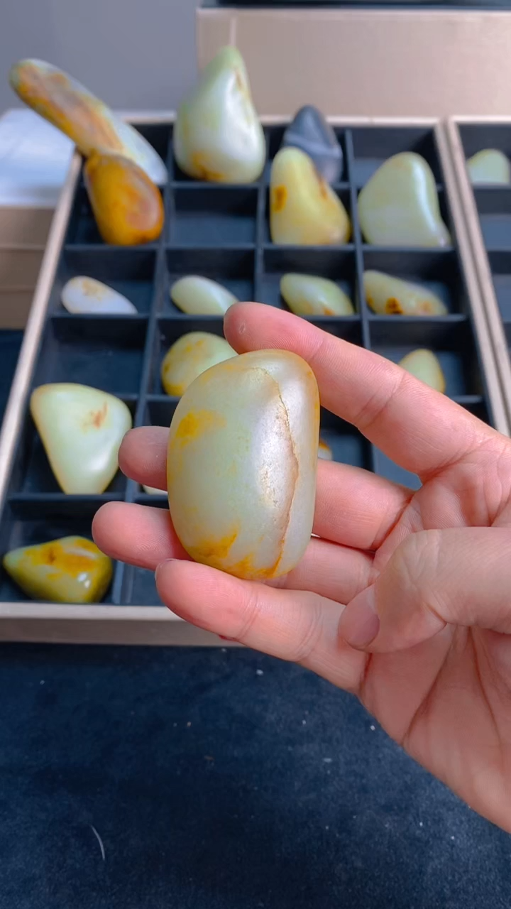 【闪购商品】和田玉未镶嵌吊坠和田玉