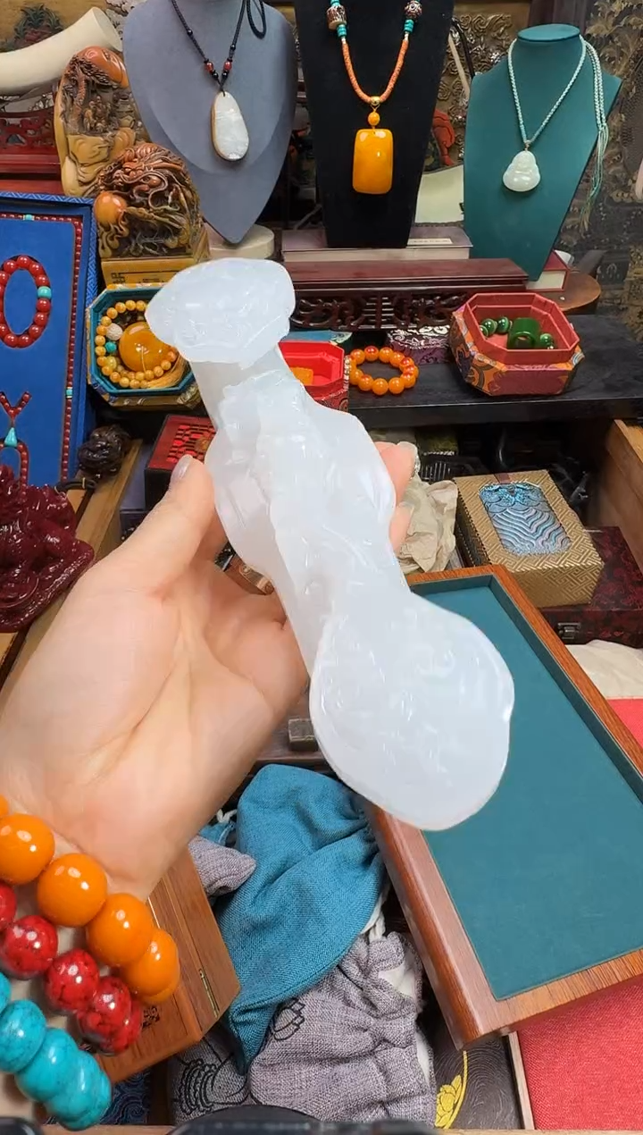 【闪购商品】8787897879876867