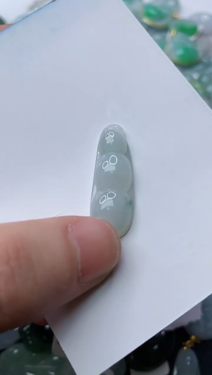 【闪购商品】翡翠颈饰未镶嵌9.........