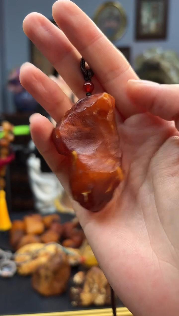 琥珀颈饰未镶嵌吊坠