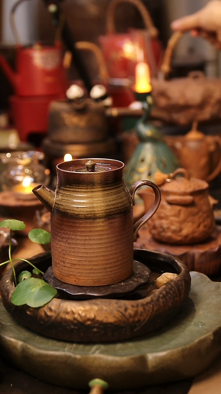 其他茶壶1个，不含壶承