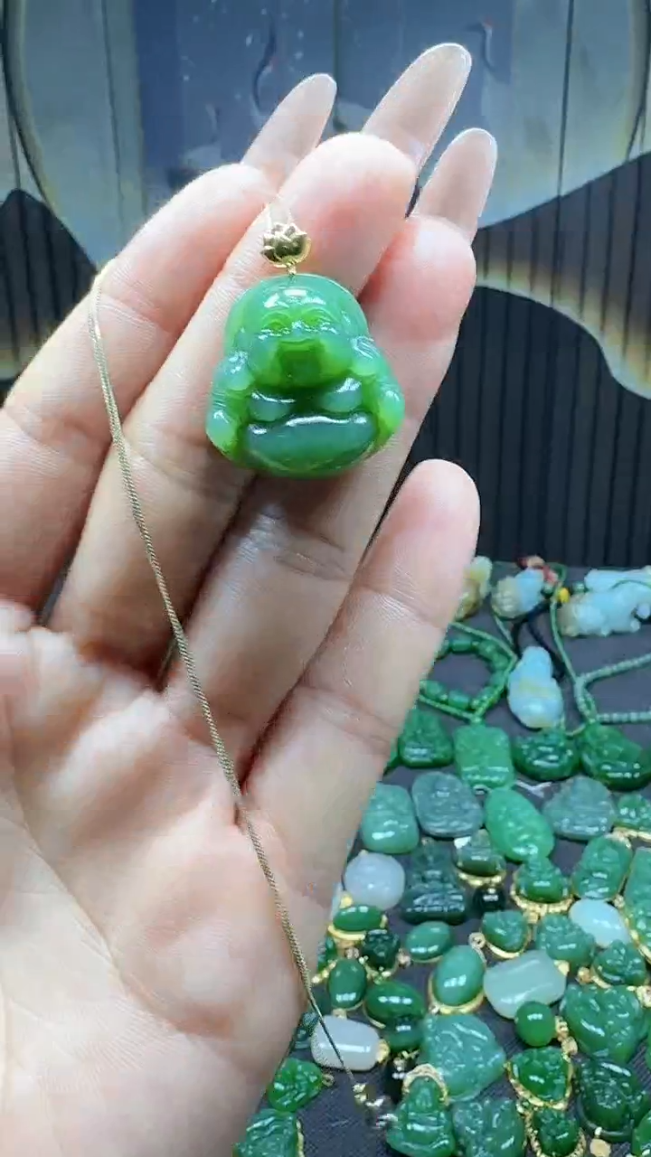 【闪购商品】和田玉挂件18K金镶嵌1