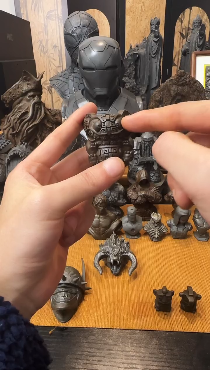 铁实心铁艺摆件~~小吞金（锈色）