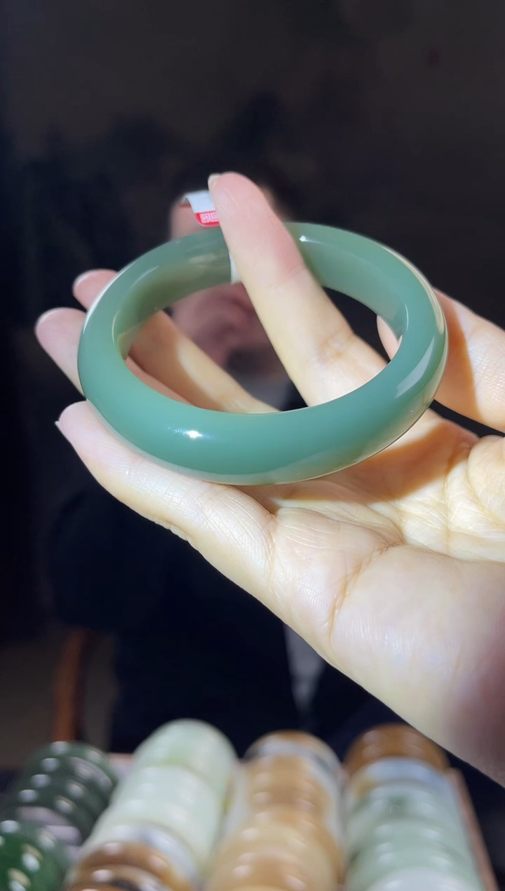 未镶嵌手镯和田玉54圈口