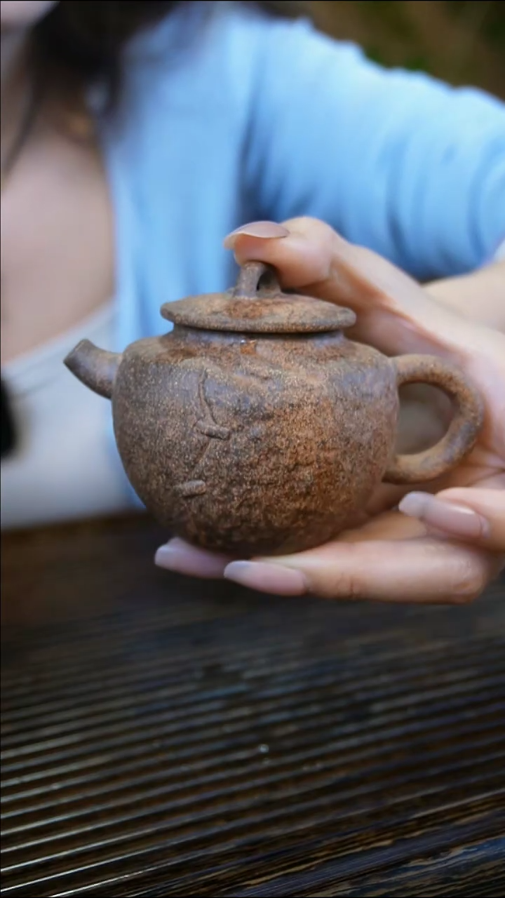 F42 手工粗陶老岩泥茶壶