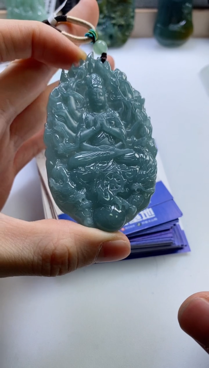 【闪购商品】翡翠挂件未镶嵌             