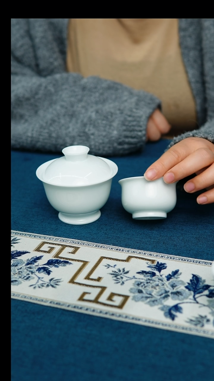 【闪购商品】高足盖碗110cc 炉式杯