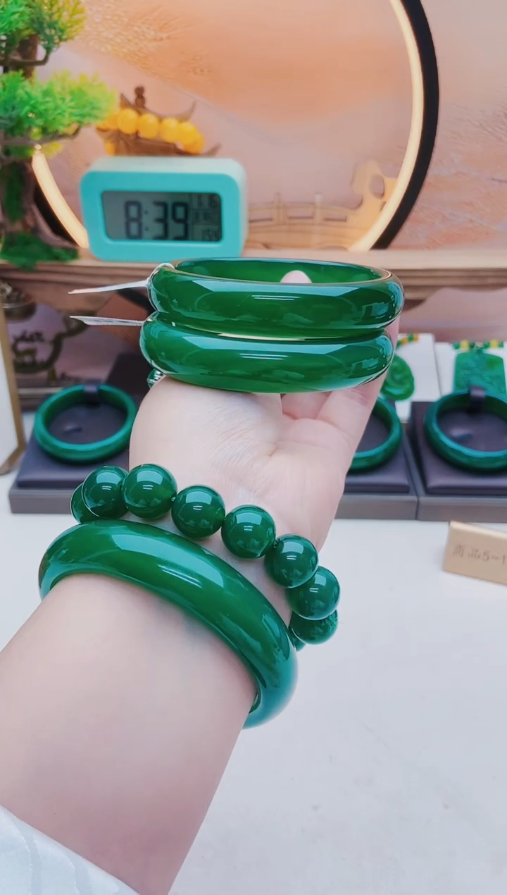 【闪购商品】玛瑙/玉髓手镯未镶嵌澳玉玛瑙手镯