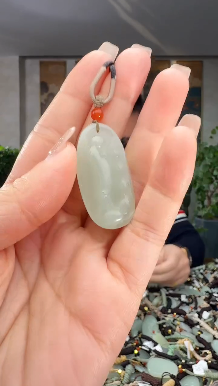 颈饰未镶嵌和田玉拍一发一多样性发货