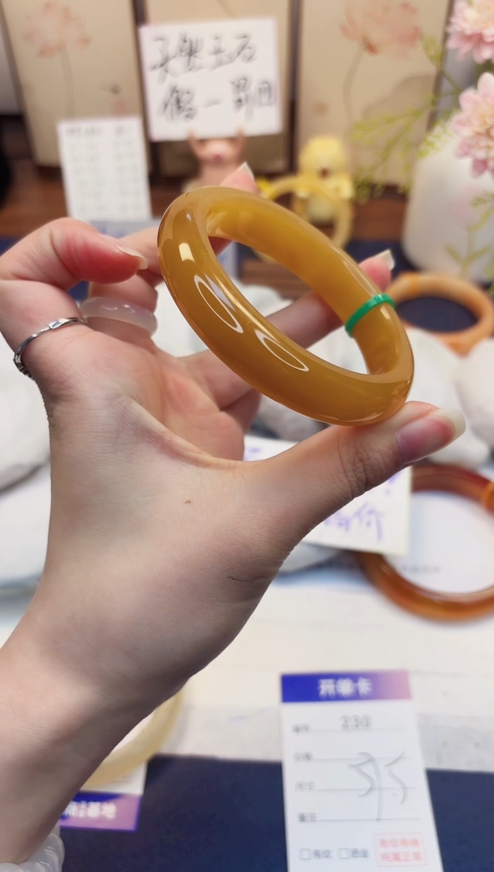 【闪购商品】石英质玉手镯未镶嵌230-财气镯-圈口57