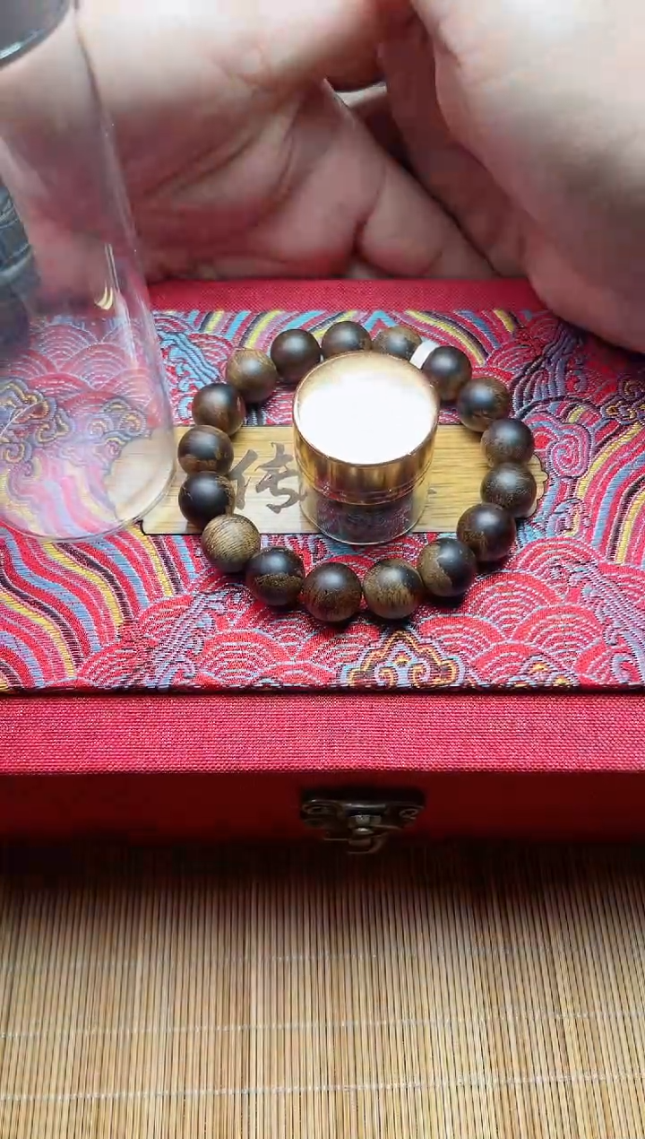 【闪购商品】沉香手串越南芽庄土沉沉水留疤Q12536380