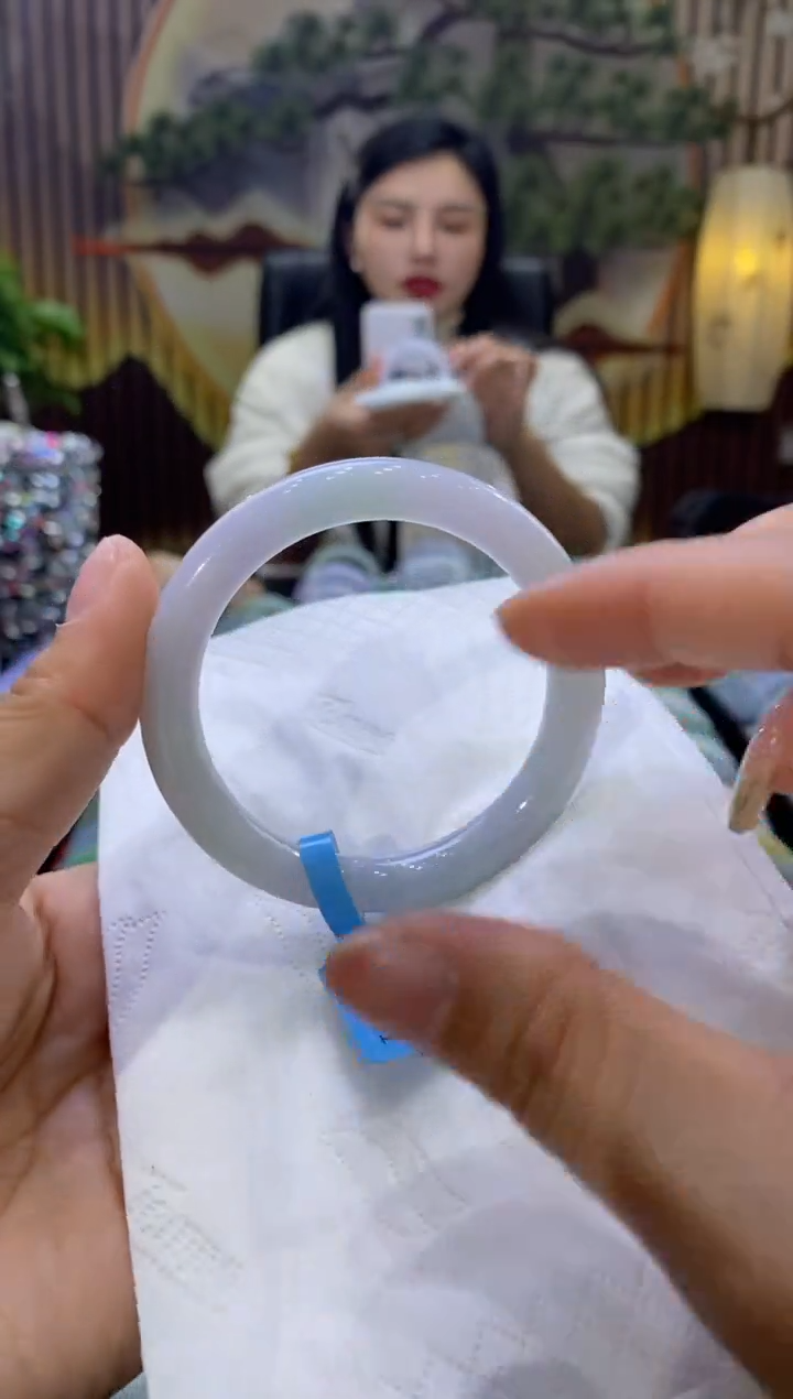 【闪购商品】翡翠手镯未镶嵌多人05495