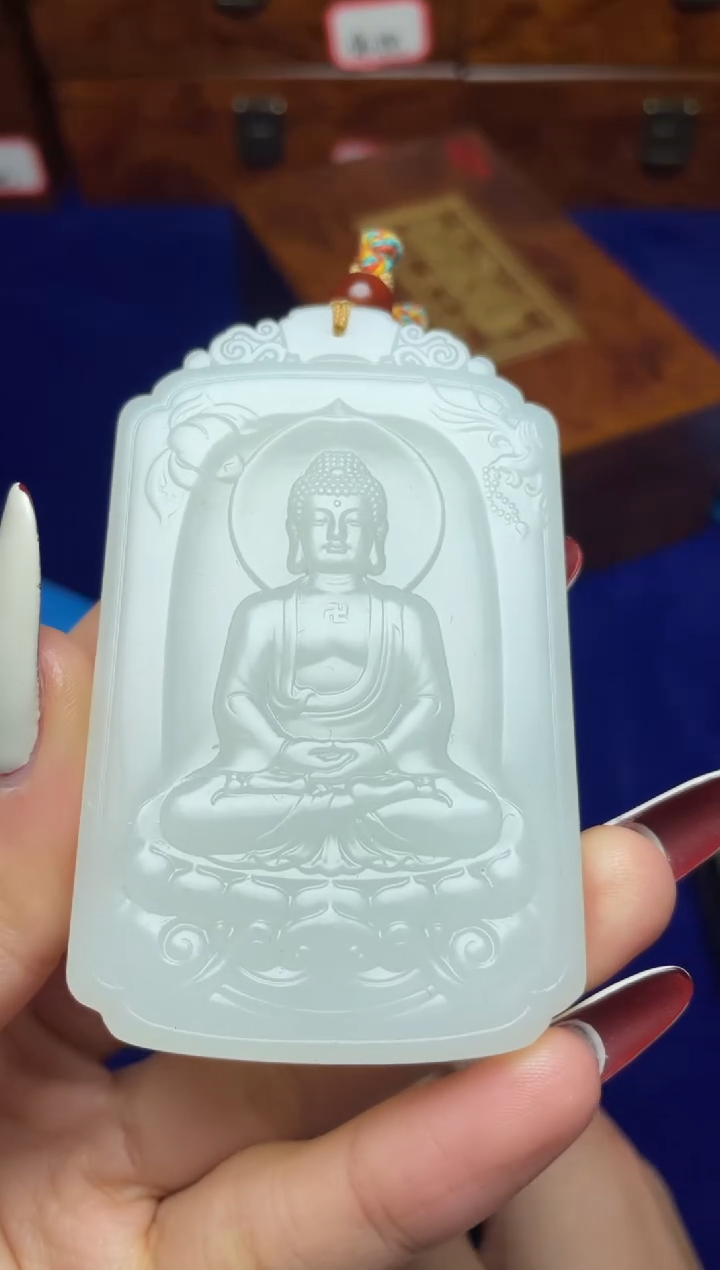 未镶嵌和田玉挂件和田玉