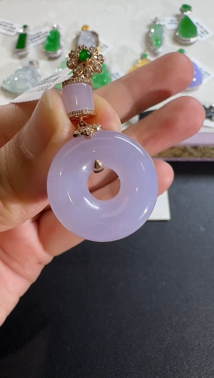 【闪购商品】翡翠吊坠(不含链)18K金镶嵌【源头工厂】钻石镶嵌