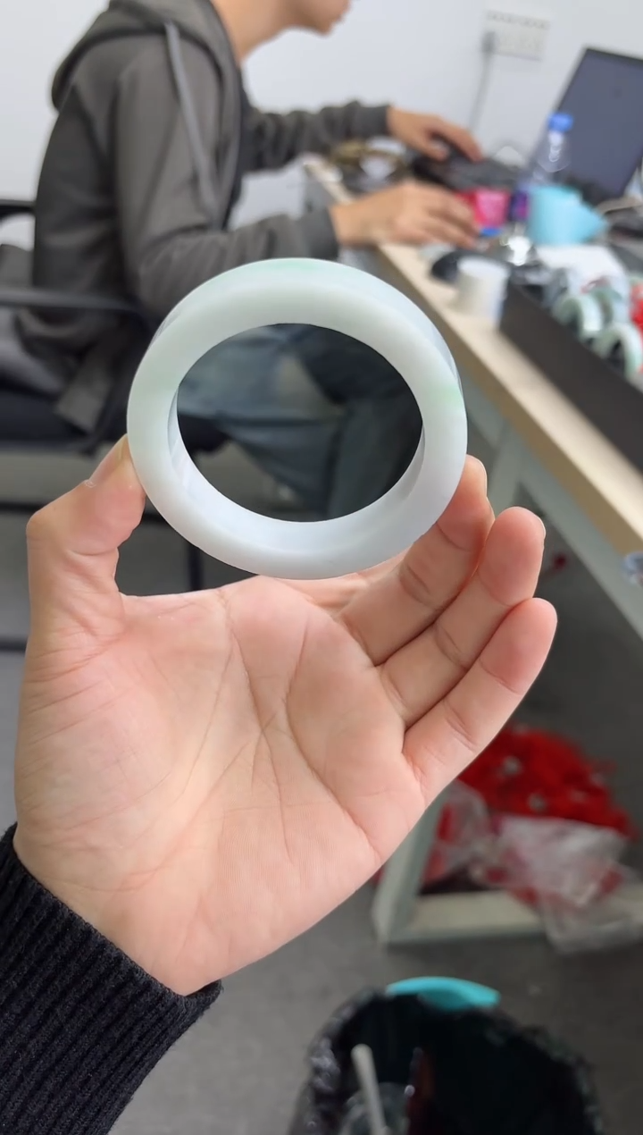 未镶嵌手镯定制翡翠大****！手镯